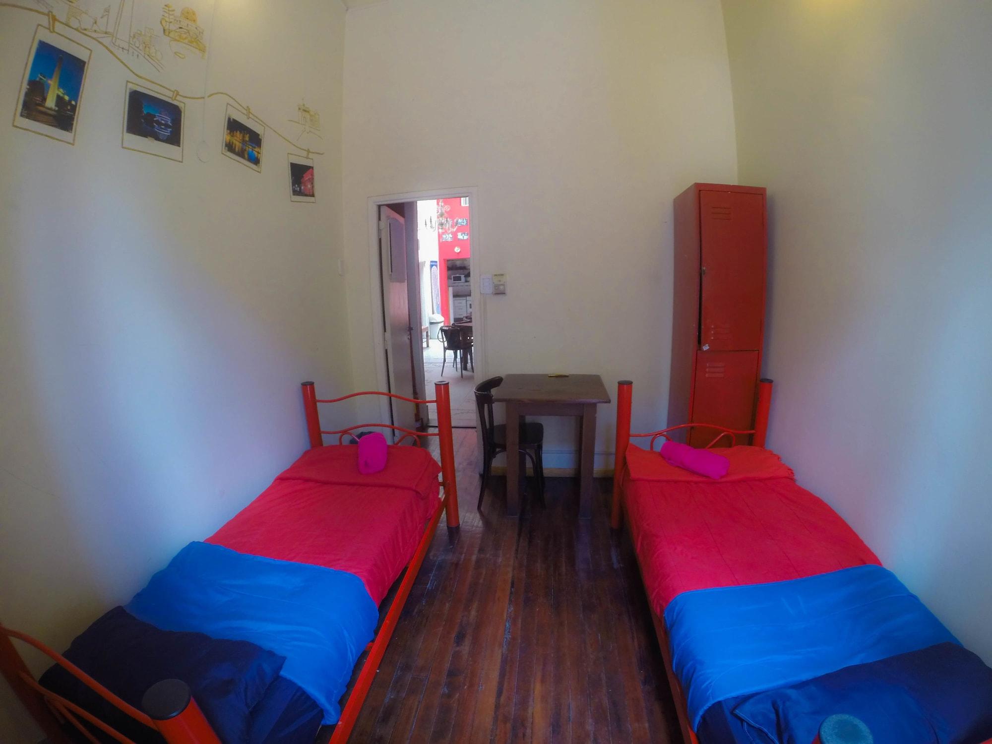 Hostel Inn Буенос Айрес Екстериор снимка